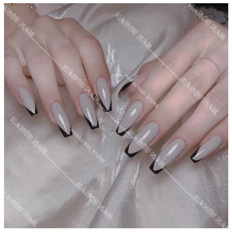 Khuôn cắt bột nail làm móng hình chữ V