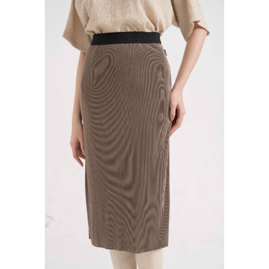 Chân váy bút chì dập ly nhỏ hãng NEM