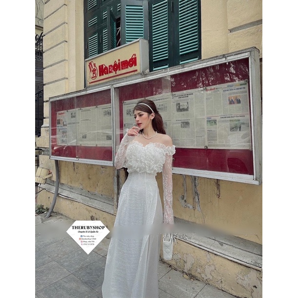 Áo dài trễ vai bèo phối ren