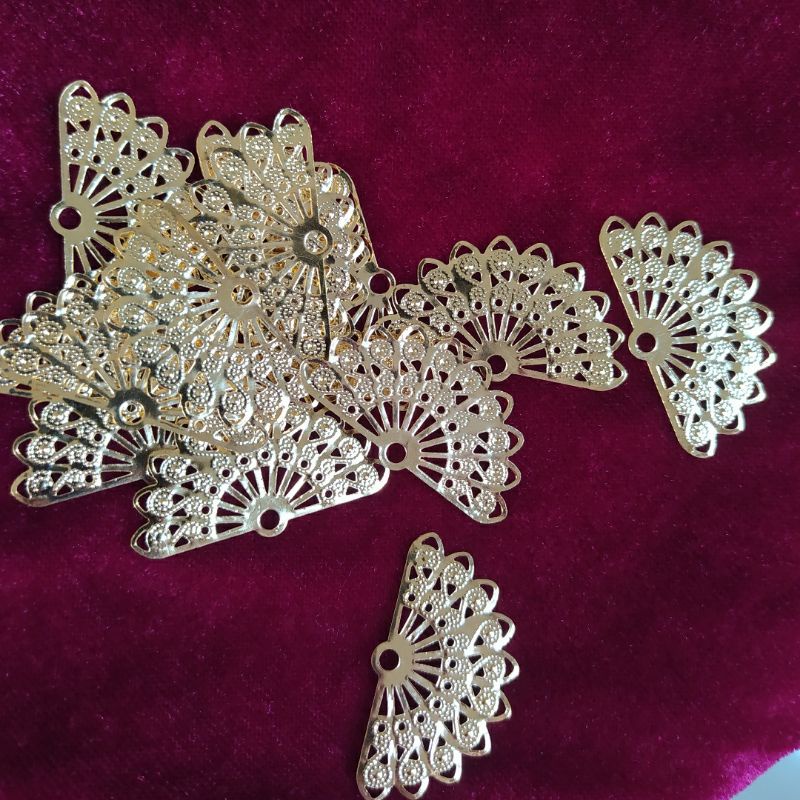 Quạt làm trang sức