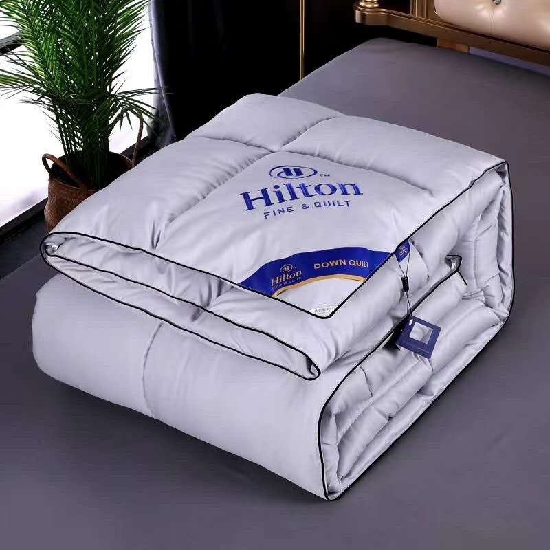 Chăn phao lông vũ Hilton cao cấp, nhập khẩu chính hãng