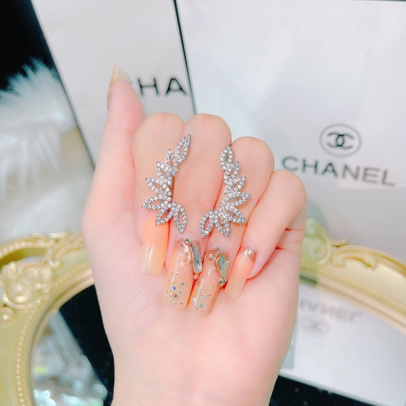 Bông vành tai mạ bạch kim