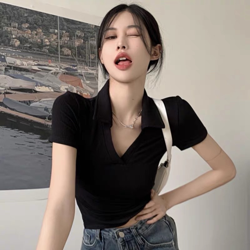 Áo Croptop Polo Cổ V chất Thun Gân Co Giãn YUMI BÁN SỈ