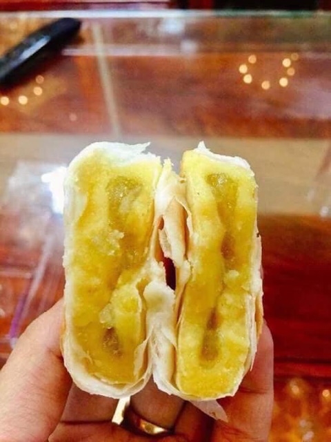 HỘP 6 BÁNH PÍA SẦU RIÊNG TƯƠI NGON