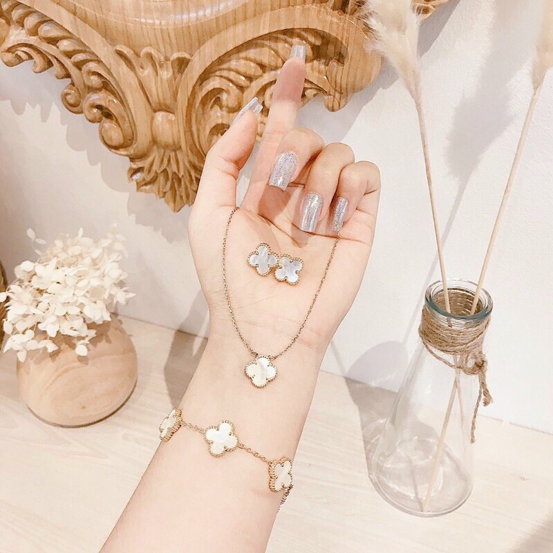 Set dây chuyền bông tai lắc tay titan 4 lá cam kết không đen k gỉ