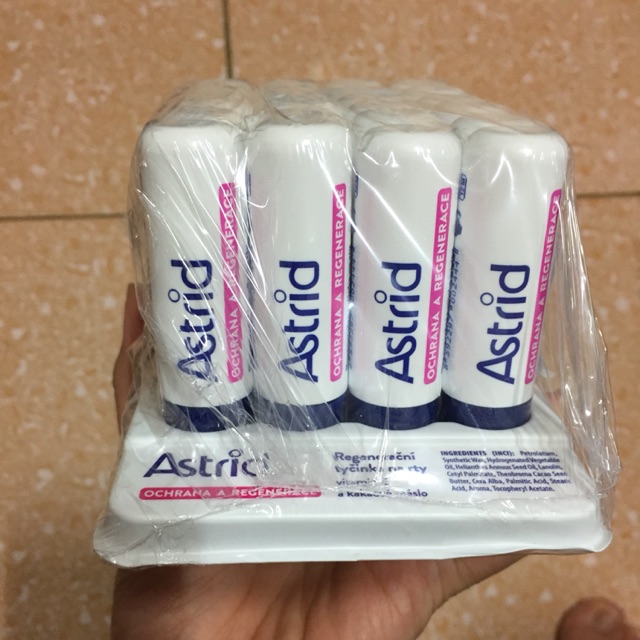 Son mỡ hươu Astrid