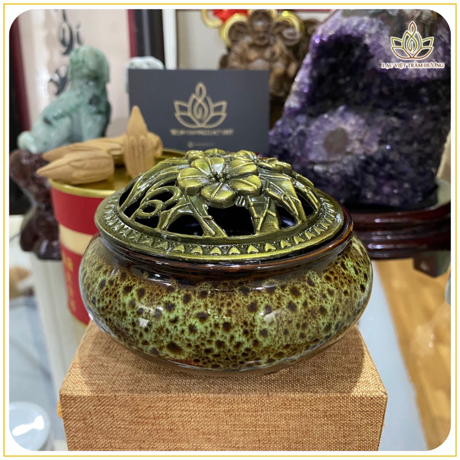 Nhang Nụ Trầm Hương Sạch 100% Tự Nhiên Dòng Cao Cấp Loại 1 - Mua 2 Hộp Tặng 1 Lư Đốt Trầm - Hộp 30 Nụ Trầm Hình Búp Sen