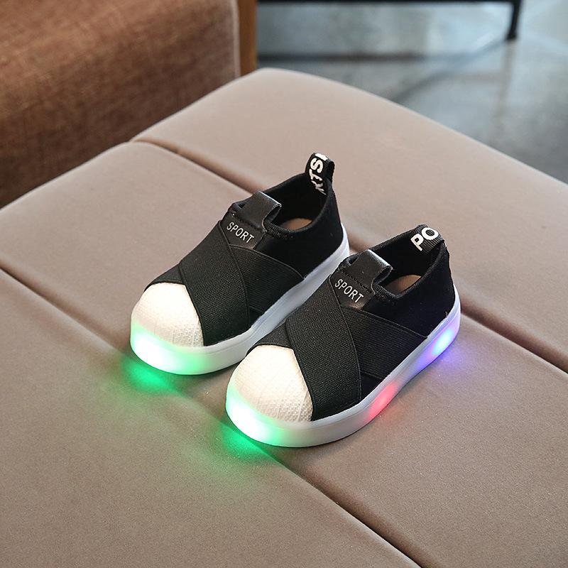 Giày Thể Thao Có Đèn Led Cho Bé