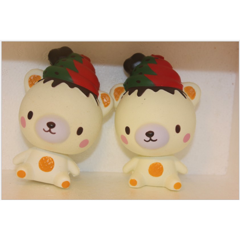 Squishy Gấu đội Nón Kem đỏ