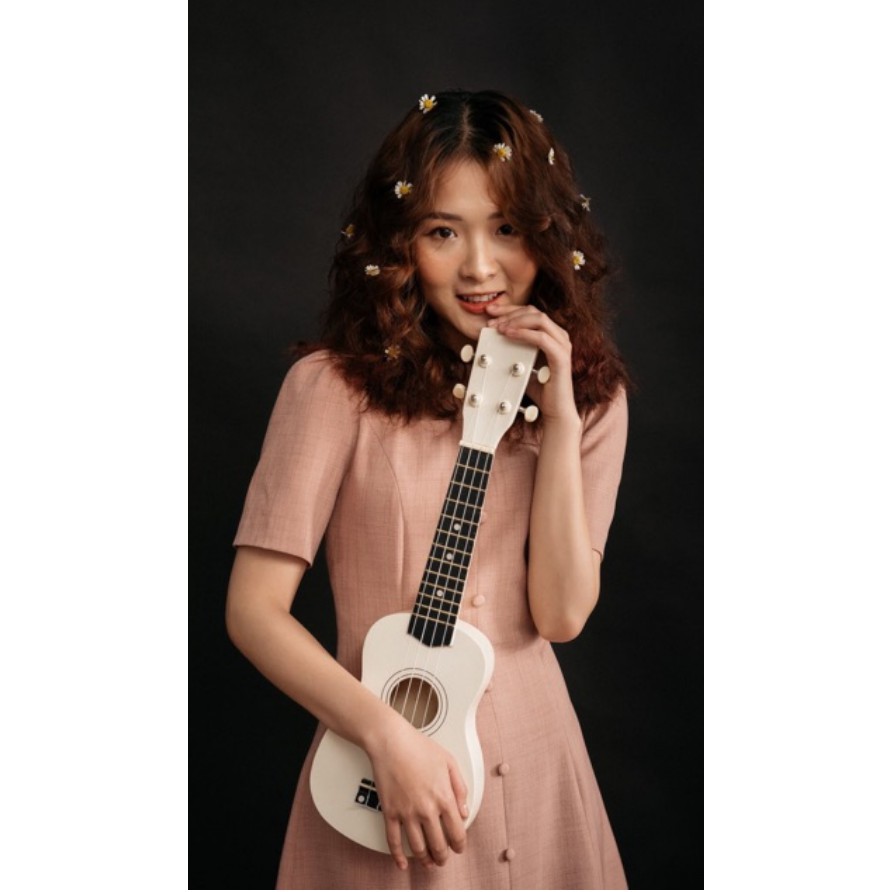 Đàn Ukulele Gỗ Trắng Sứ WOIM Soprano Size 21inch 53cm (Mua 1 Tặng 5)