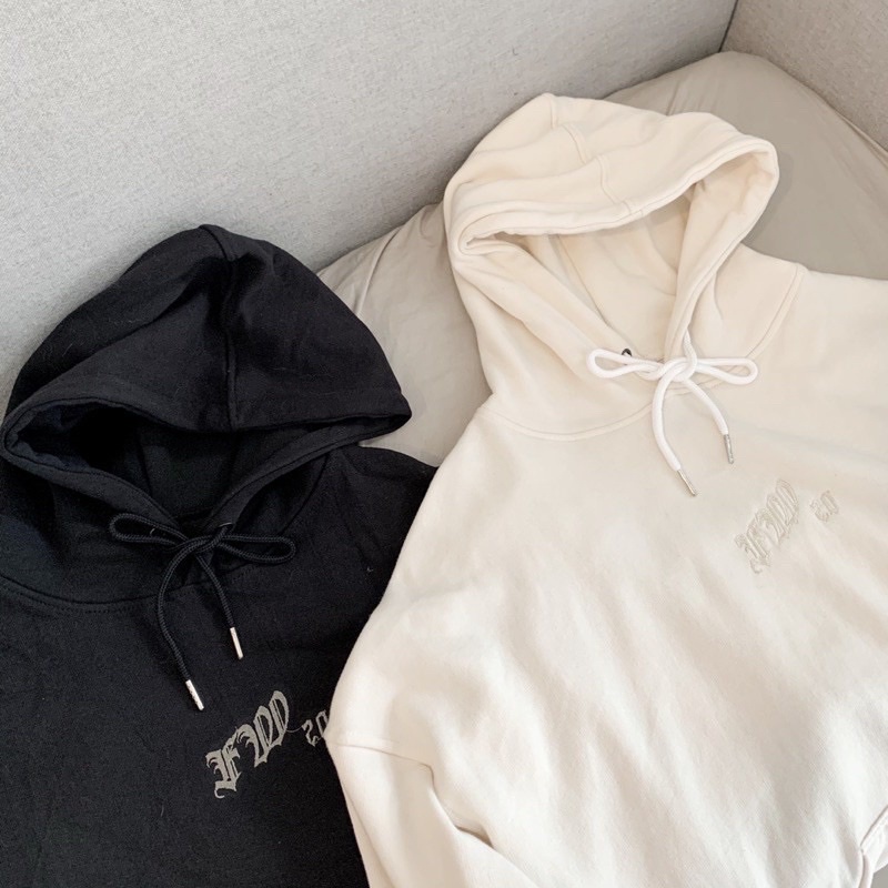 Áo Hoodie Màu Kem Mỏng Nhẹ Phù Hợp Với Mọi Thời Tiết