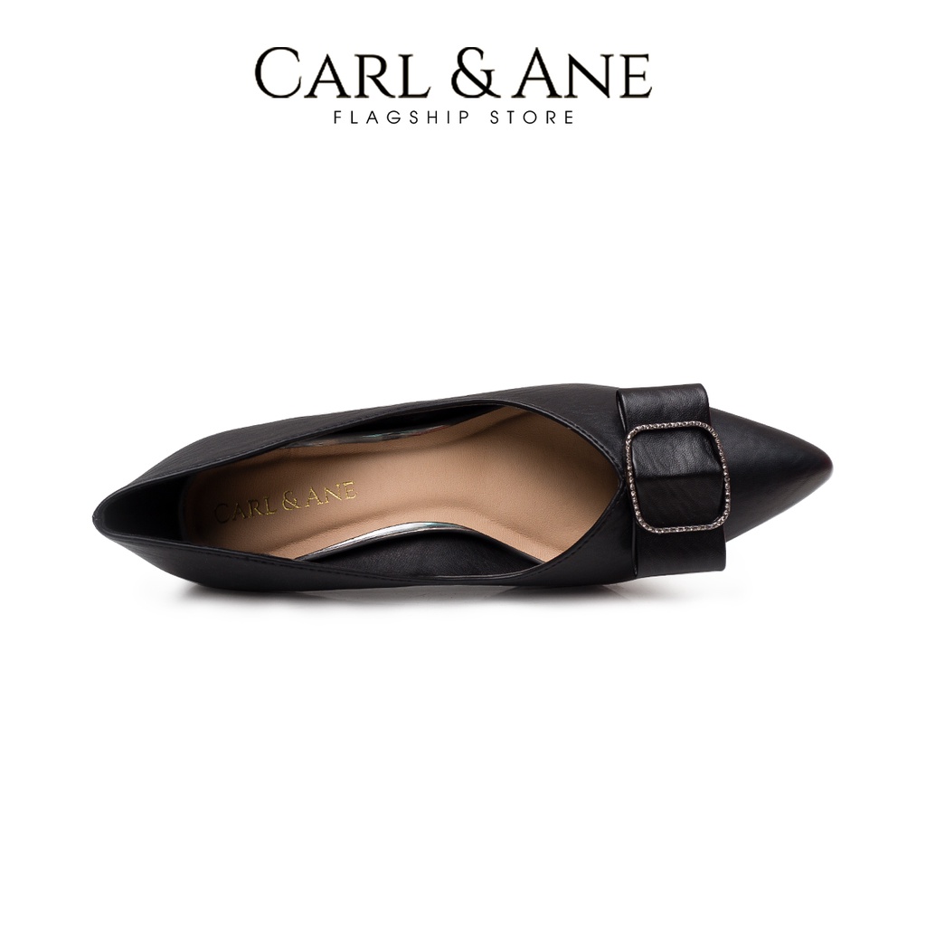 Carl & Ane - Giày cao gót nữ bít mũi đính khóa vuông cao 7cm màu đen _ CP008