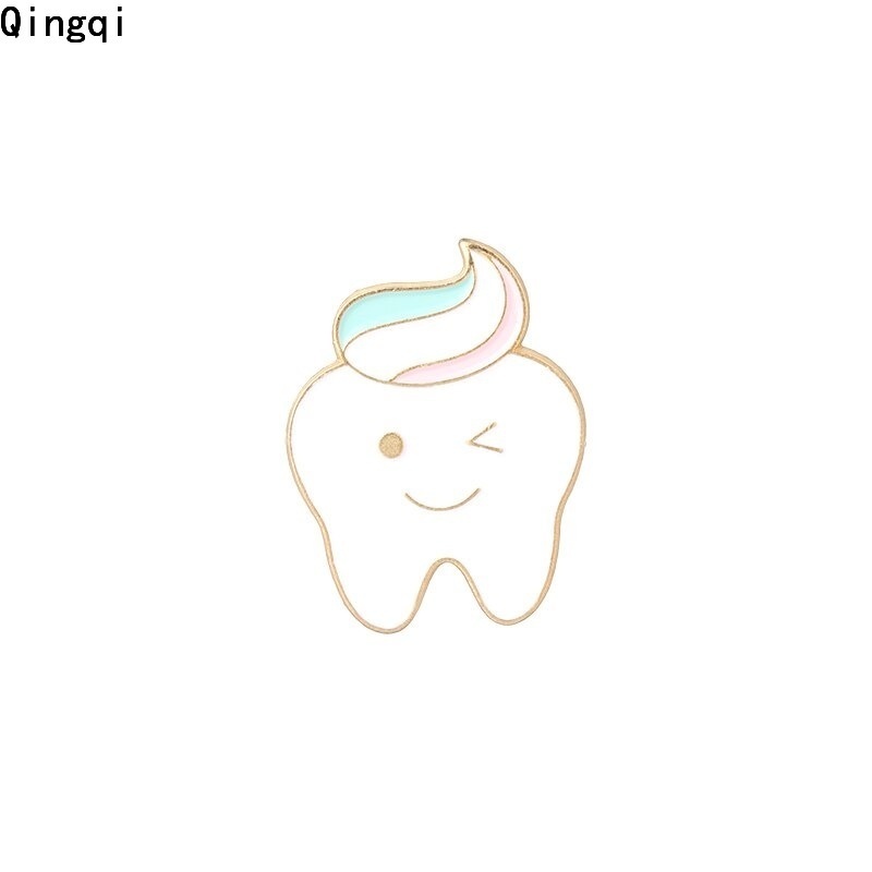 Ghim cài áo Miss Zoe hoạt hình răng cười/ bàn chải đánh răng dễ thương