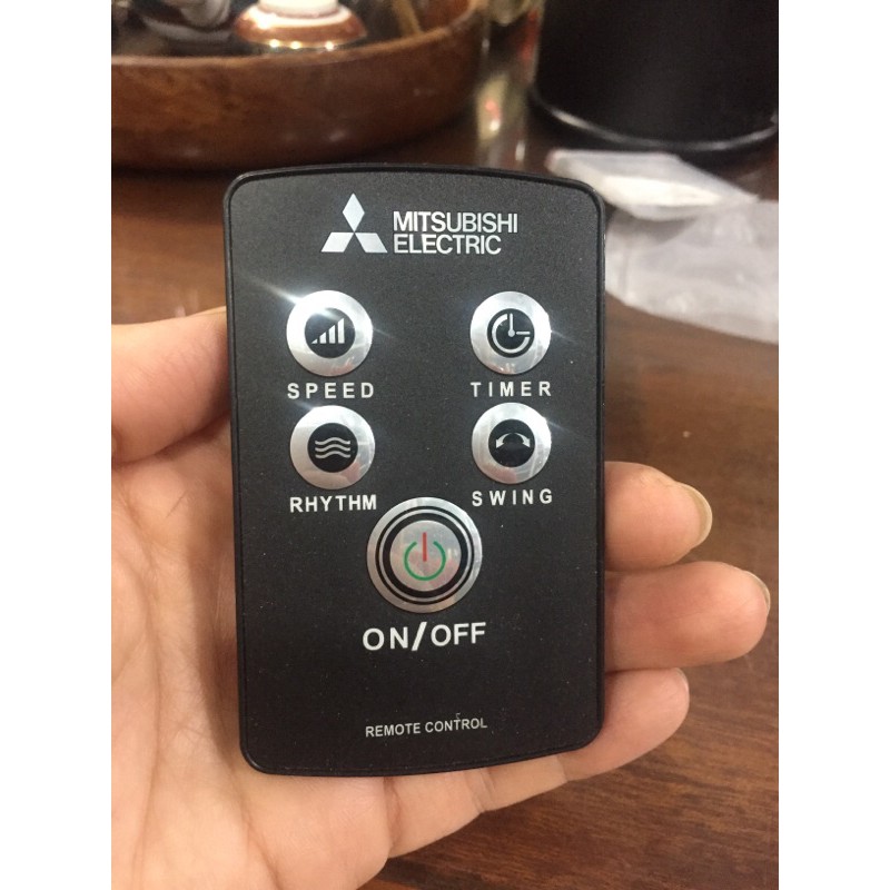 Điều khiển sài cho tất cả quạt Mitsubishi!