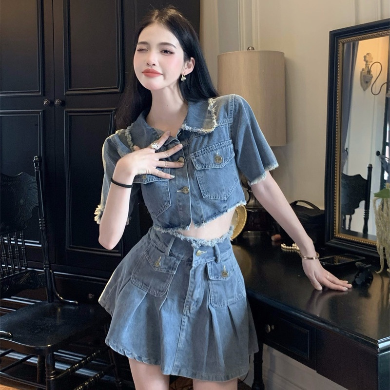 Set Áo Denim Ngắn Tay Form Rộng Và Chân Váy Xếp Ly Thời Trang Dành Cho Nữ