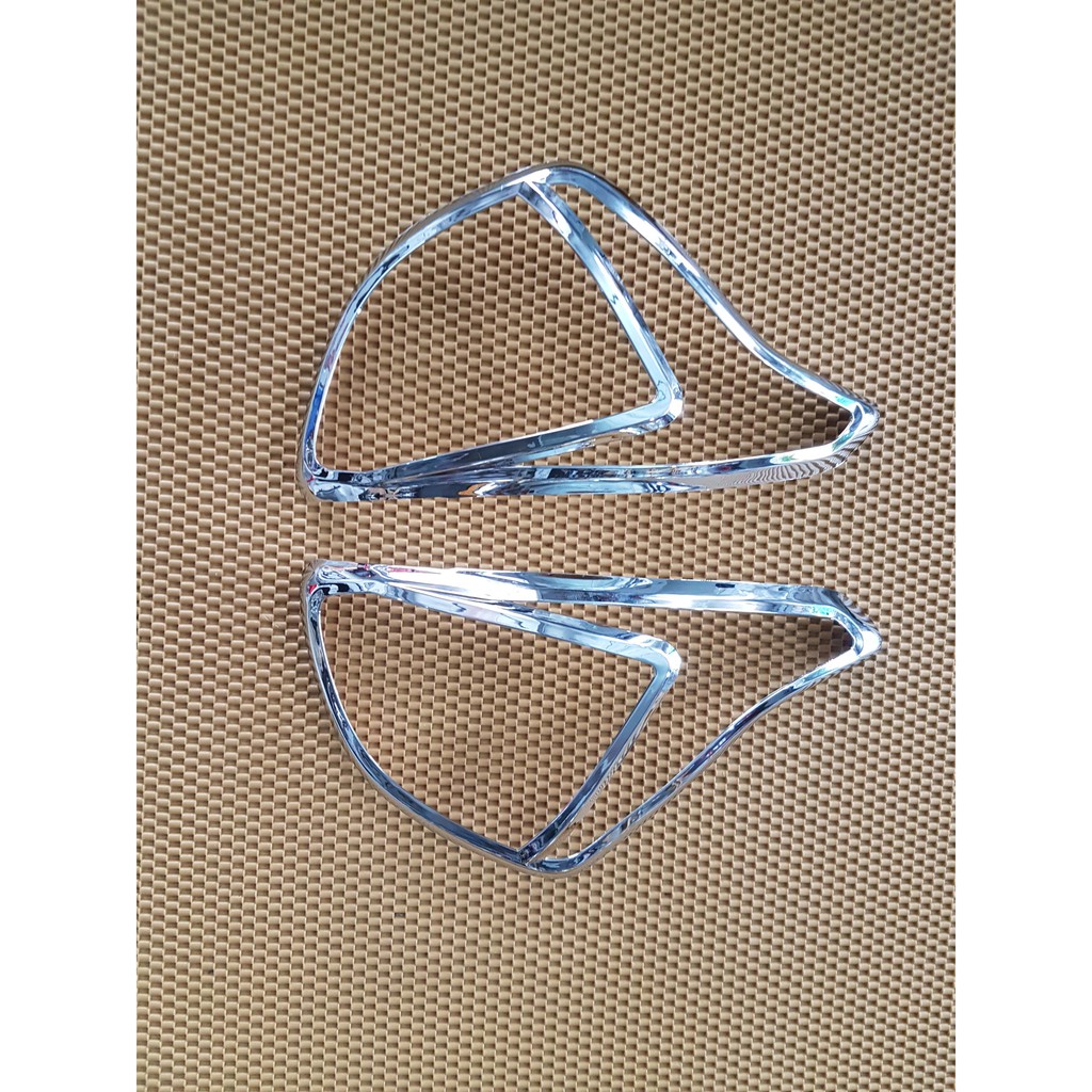 Ốp đèn hậu i10 hatback