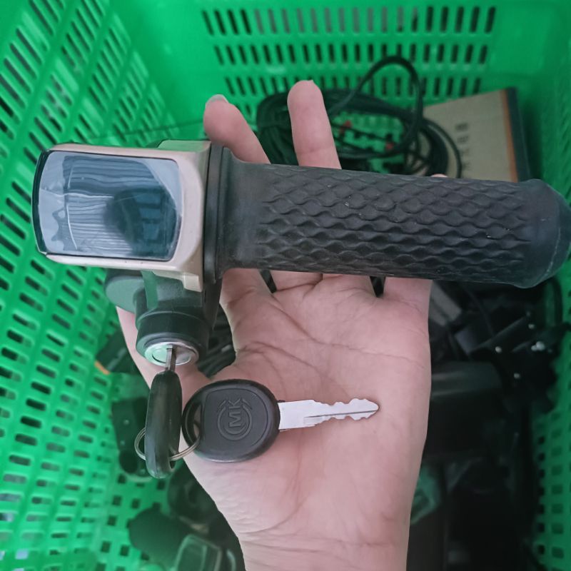 💥 Tay ga xe điện Theli - Cụm đồng hồ xe điện Theli