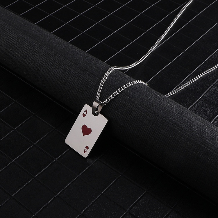 Vòng cổ Thép Titan Mặt Thẻ Bài poker Trái Tim Thời Trang Unisex