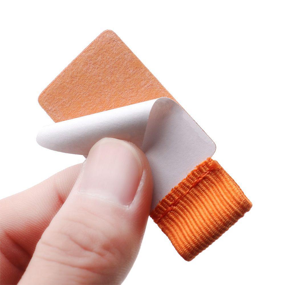 Set 4 Kẹp Bút Tự Dính Tiện Lợi