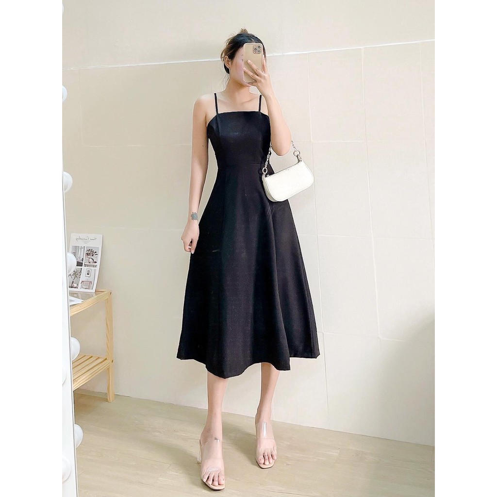 Đầm đen 2 dây booking lưng 😍 | BigBuy360 - bigbuy360.vn