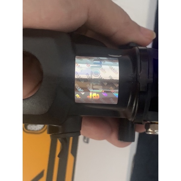 Tay thắng Mokila rcs