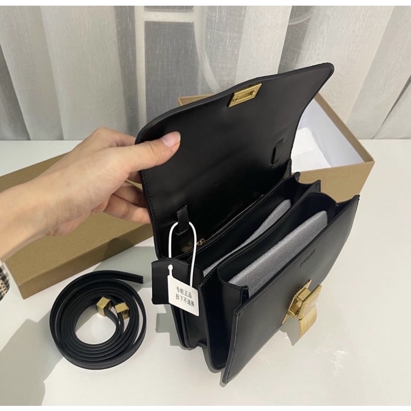 Mẫu túi quốc dân siêu sang