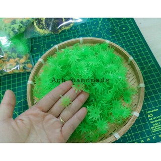 Set Đài nhựa gắn hoa trang trí