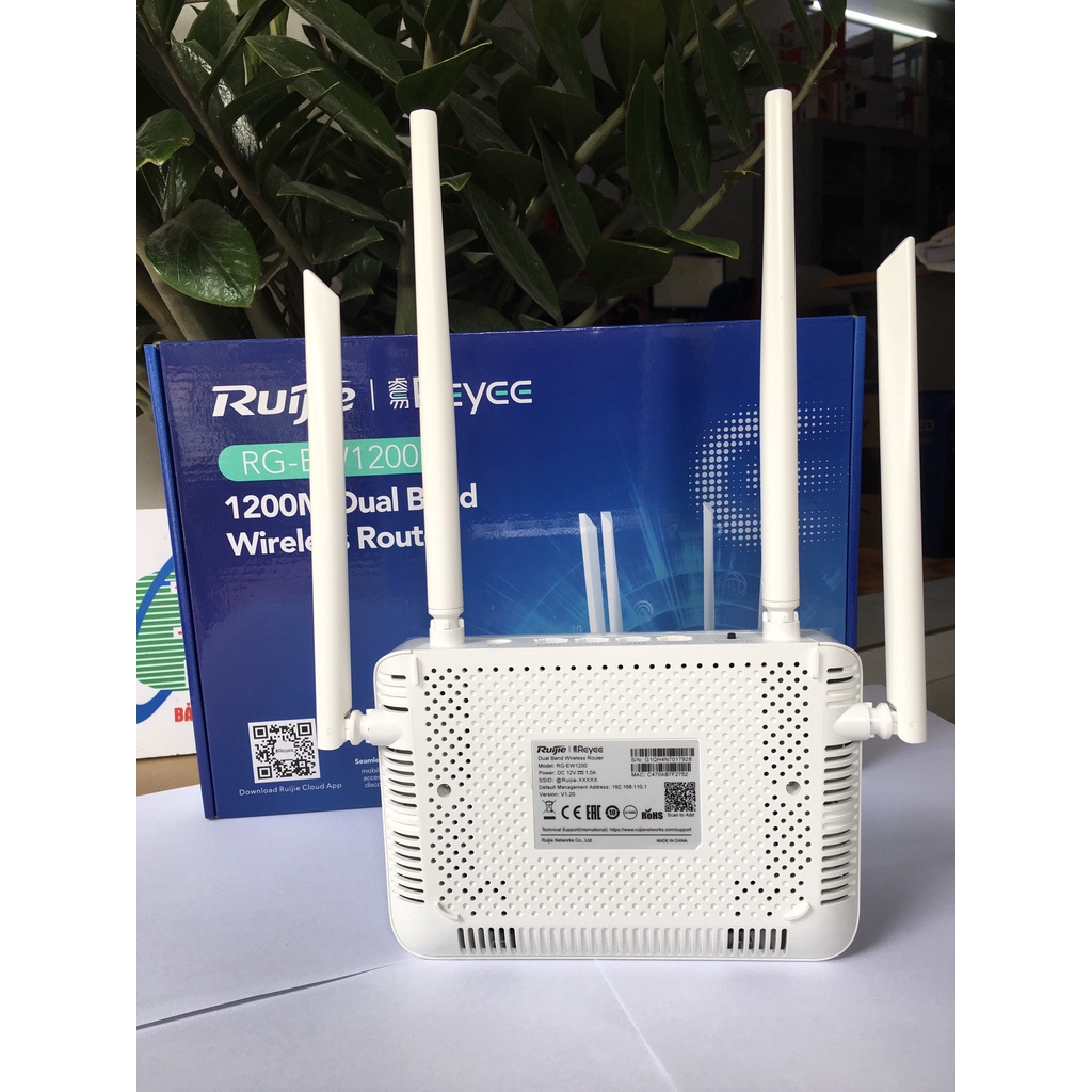 Thiết bị phát wifi Ruijie RG-EW1200G PRO bảo hành 3 năm, 6 râu siêu khỏe
