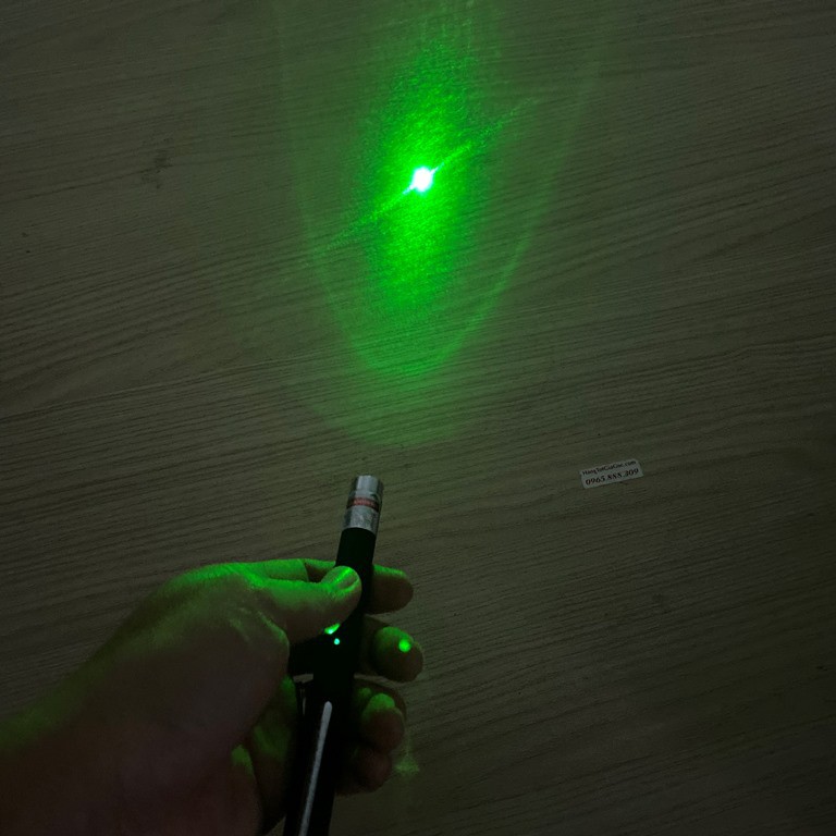 Đèn pin laser tia xanh mini 203 cực đẹp, chiếu tia và chiếu chùm, sạc USB tiện dụng