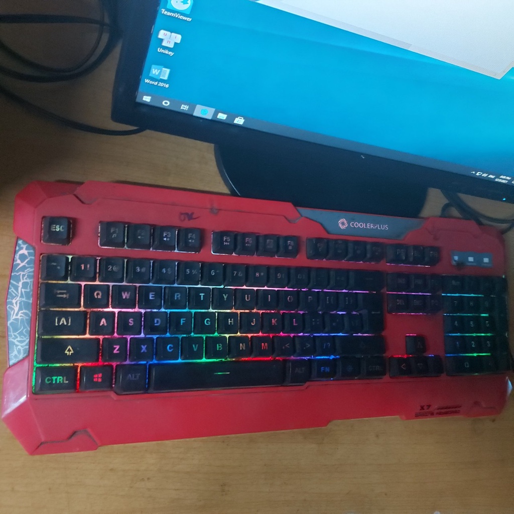 Bàn phím có dây cũ keyboard gaming led 7 màu sáng đẹp mọi chức năng ok- giao mẫu ngẫu nhiên