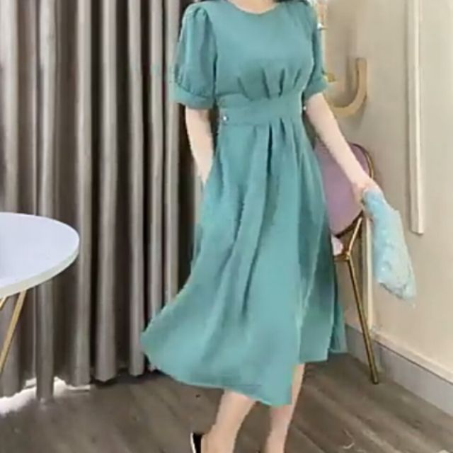 Đầm dạ hội màu xanh
