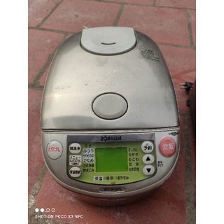 Nồi cơm nội điạ Nhật zojirushi
