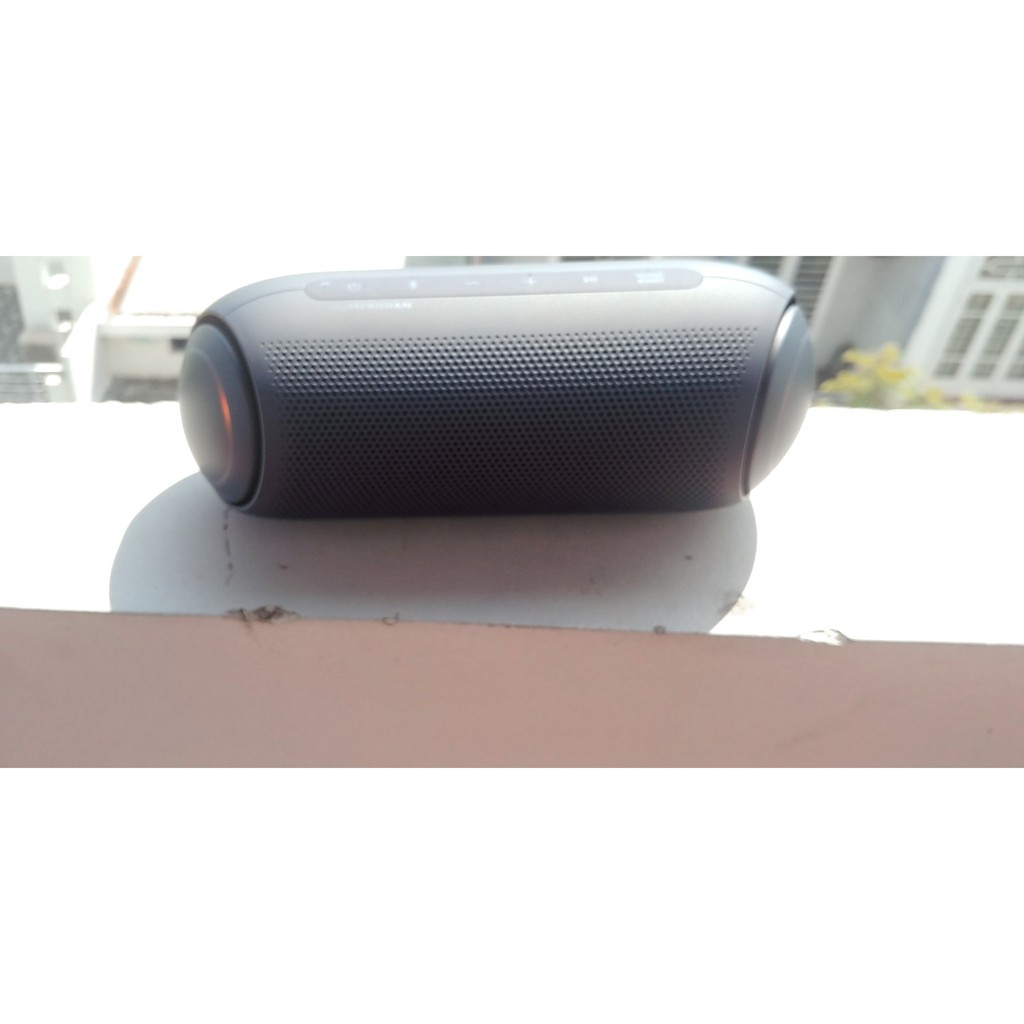 Loa Bluetooth Di Động LG XBOOM Go PL7 lâm thanh Meridian lcông suất 30W I Loa bluetooth mini karaoke nghe nhạc hay