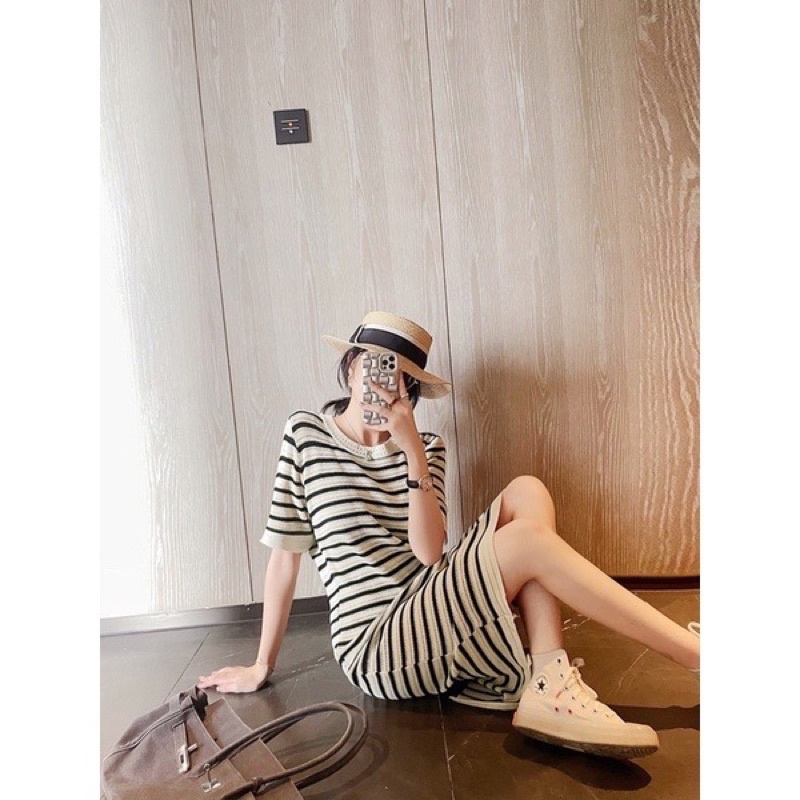 Đầm len kẻ ngang Mongtoghi hàng Quảng Châu cao cấp Chất đẹp