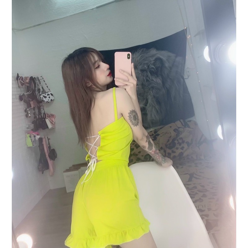 Set bộ áo 2 dây kiểu đan dây lưng quần đùi ống viền bèo xinh