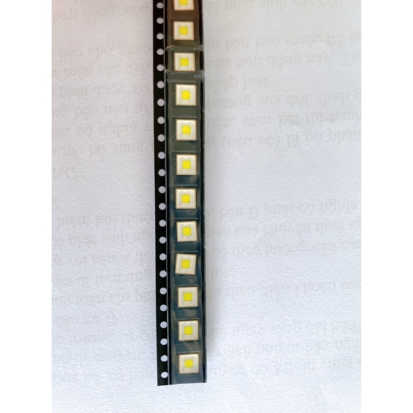 Led đầu phẳng chiếu xa SFT40 18w 2000lm
