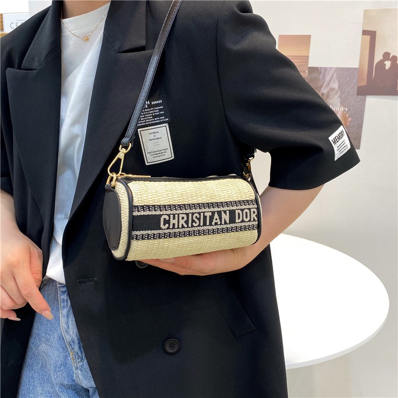 Túi Đeo Vai Đan Sợi Rơm Thời Trang Sành Điệu Cho Nữ