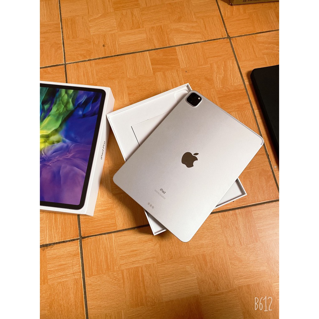 𝗜𝗣𝗔𝗗 𝗣𝗥𝗢 𝟭𝟭 𝟮𝟬𝟮𝟬 𝗪𝗜𝗙𝗜 𝟭𝟮𝟴𝗚 silver chính hãng 𝗙𝘂𝗹𝗹𝗯𝗼𝘅 (𝗖𝗼̀𝗻 𝗕𝗛 19/12/𝟮𝟬𝟮𝟭 ) | BigBuy360 - bigbuy360.vn