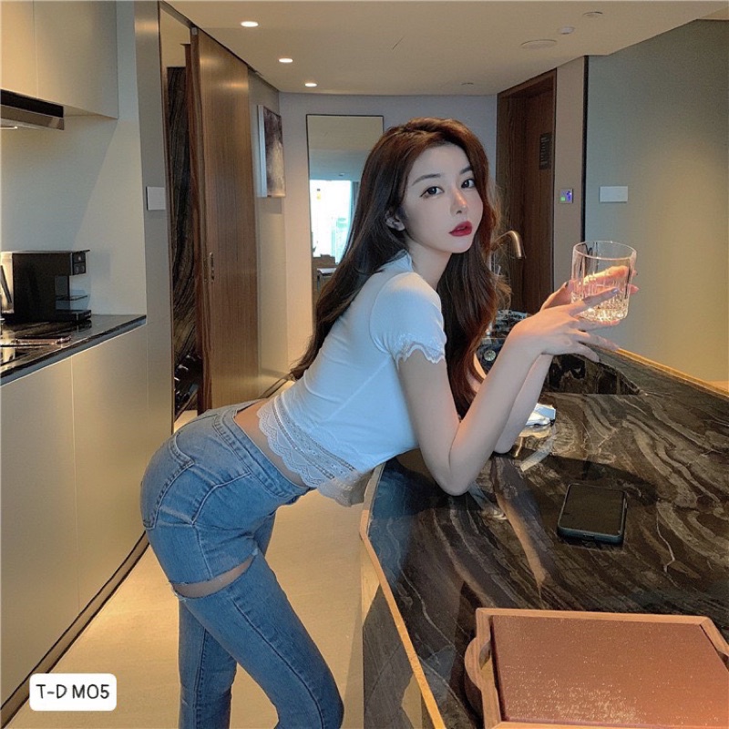 Quần bò ôm rách hông M05