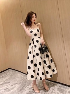 Đầm hai dây