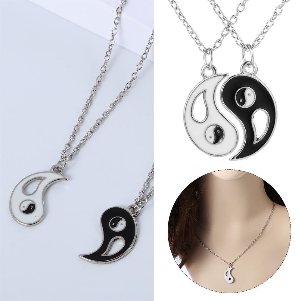 1 Cặp Dây Chuyền Tình Bạn Màu Trắng Đen Phong Cách Cổ Điển Dành Cho Cặp Đôi