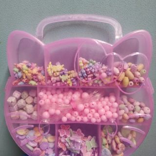 Hộp Xỏ Chuỗi Hello Kitty Cho Bé Yêu ( Ảnh Do Shop Tự Chụp - Giao Ngẫu Nhiên )