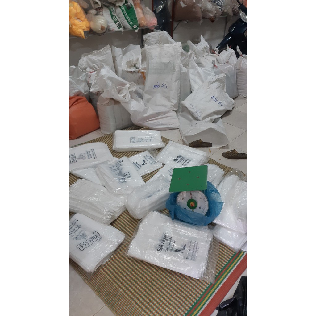 10kg túi pe. in túi bóng cho các shop cam kết hàng công ty. túi nilon loại cao cấp. bóng loáng cầm mát tay