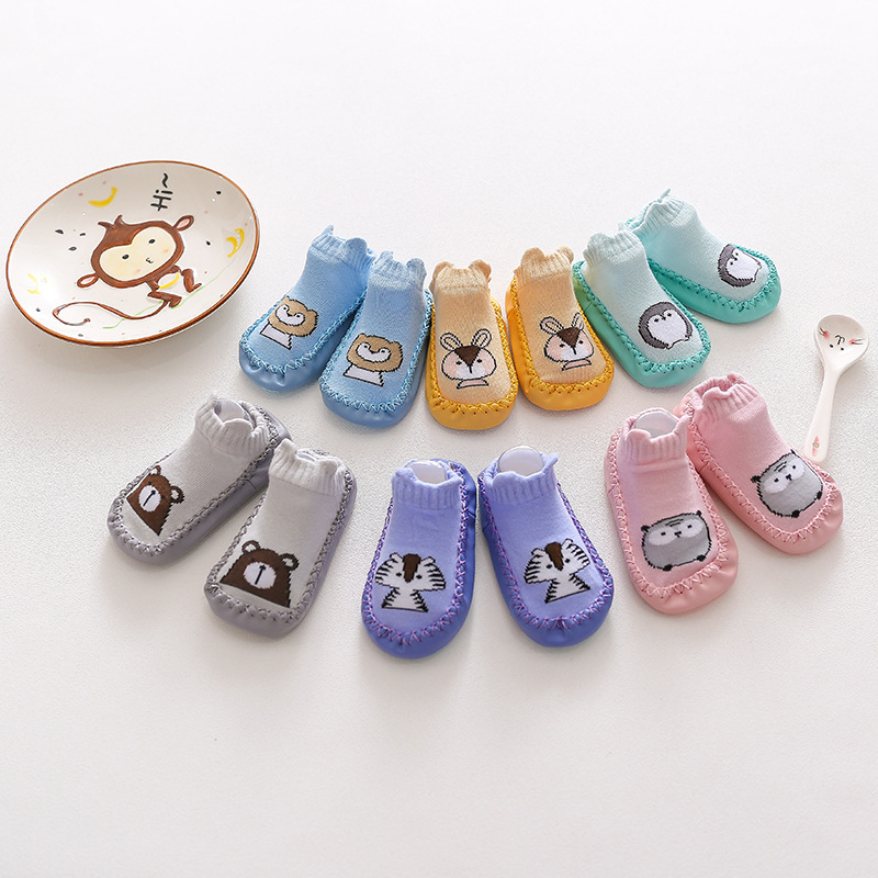 Giày Vớ Cotton Chống Trượt Hình Gấu KokoroCare YQQ-01 Dễ Thương Cho Bé Size S / M / L 1 Tháng-2 Tuổi