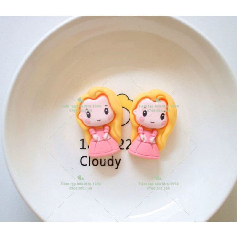 {Công chúa 1.9~3cm - 1 cái} STICKER PHỤ KIỆN DIY 3D DÁN ỐP ĐIỆN THỌAI BÌNH NƯỚC KẸP TÓC
