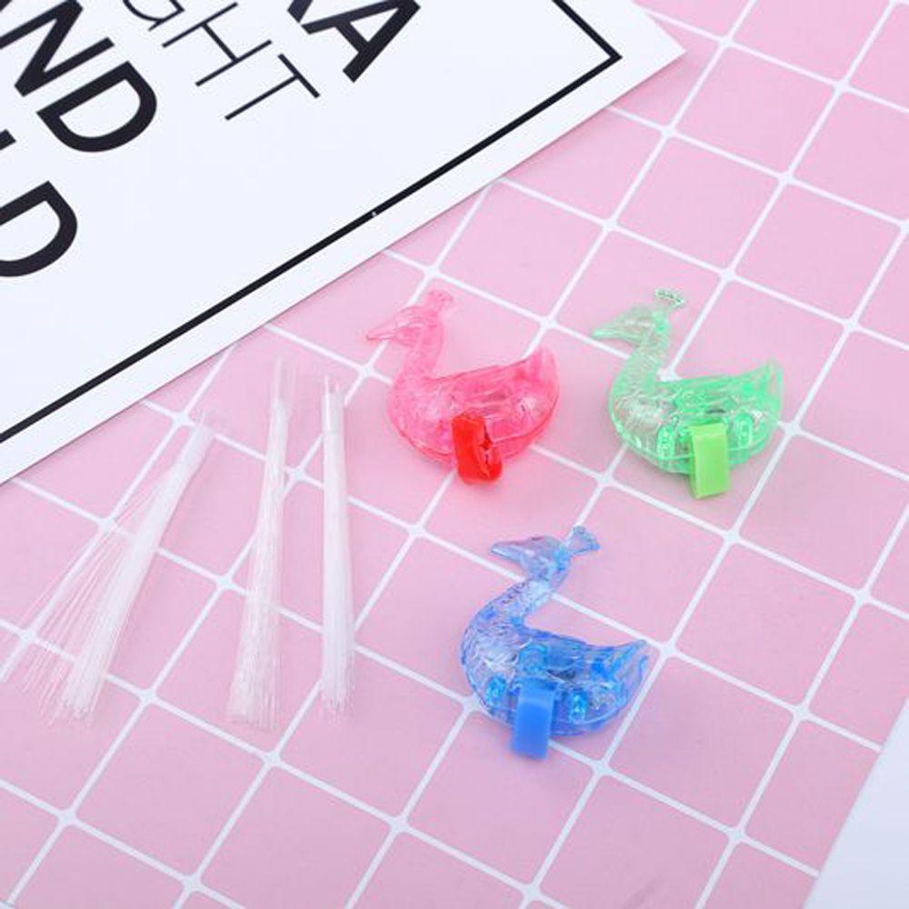 Nhẫn Hình Chim Công Có Đèn LED Màu Sắc Sặc Sỡ