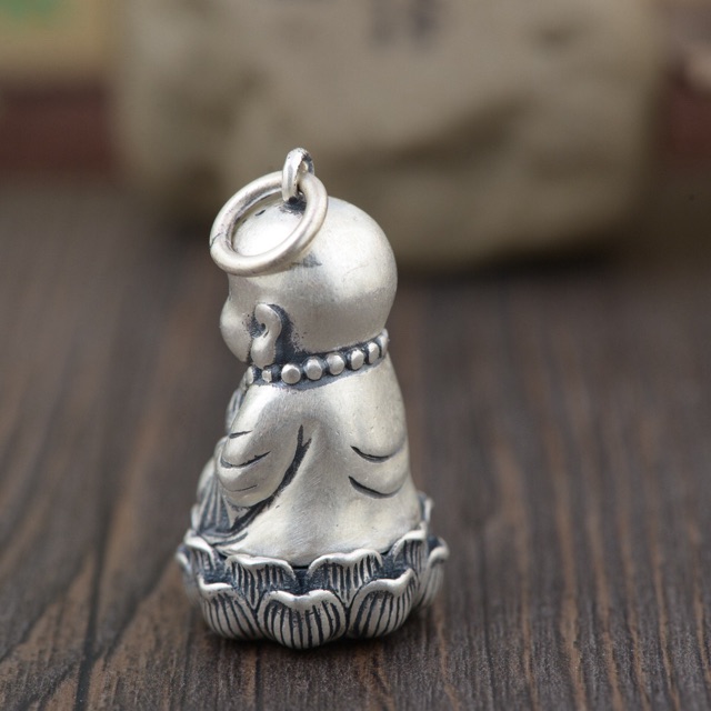 Mặt dây chuyền bạc Phật tọa đài sen