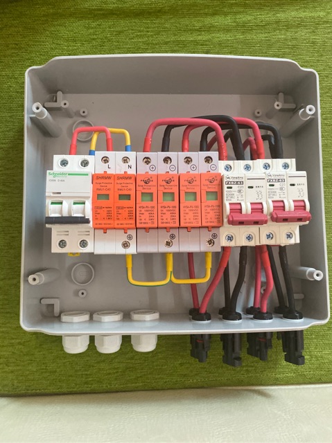 Tủ Hoà Lưới Điện Mặt trời 1 pha 2 string đầy đủ CB chống sét 4-8KWp