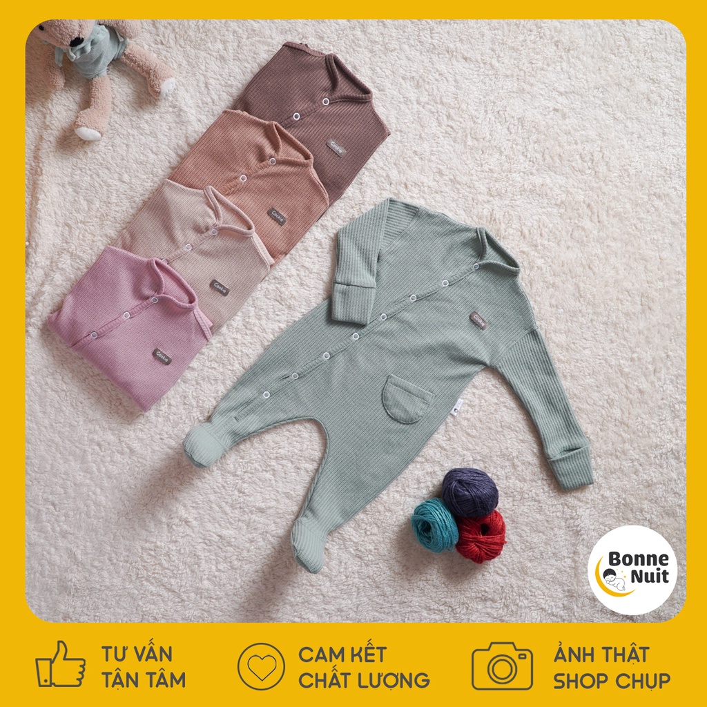 Đồ ngủ liền thân cho bé Sleepsuit cài chéo kèm tất chất liệu Cotton Waffle cao cấp