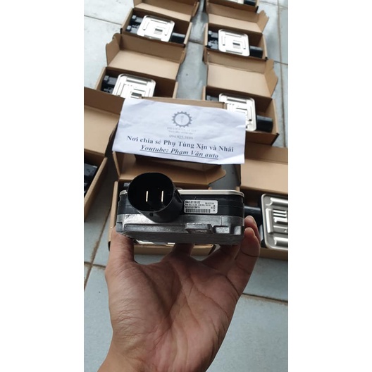 Trở quạt két nước Ford Transit CHÍNH HÃNG, Điều khiển quạt làm mát giàn nóng Transit Phạm Văn Auto